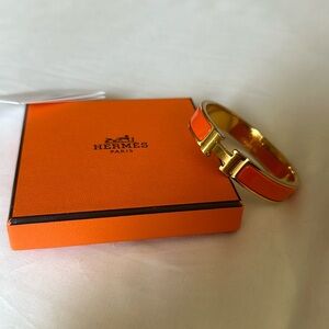 ‼️SOLD‼️ Hermes Clic H Bracelet in Orange and Gold